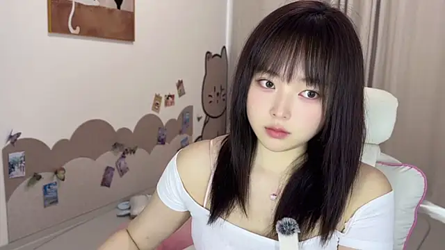 Chenjing0 online show from 04/05/26, 04:42