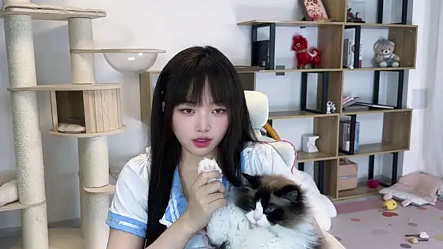 Snapshot of Chenjing0 chatting on 05/10/26, 12:21 Chenjing0 online show from 05/10/26, 12:21