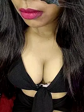 Hot  sallie online show from 06/11/26, 07:39