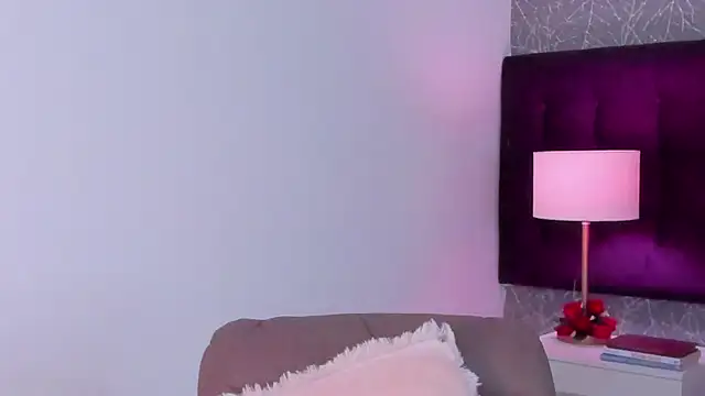 LiaCathaleya online show from 04/03/26, 08:40