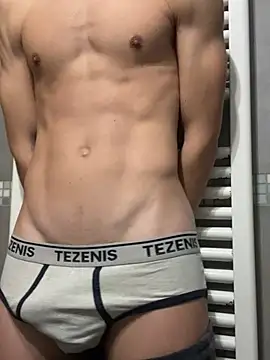 EmanuelMCL online show from 01/04/25, 05:05