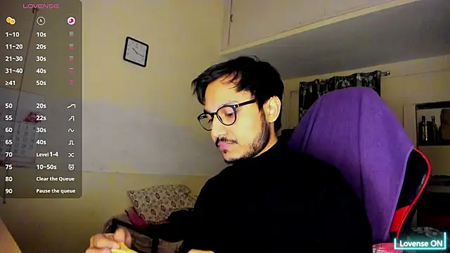 Snapshot of fuckkboy101 chatting on 01/03/25, 04:37 fuckkboy101 online show from 01/03/25, 04:37