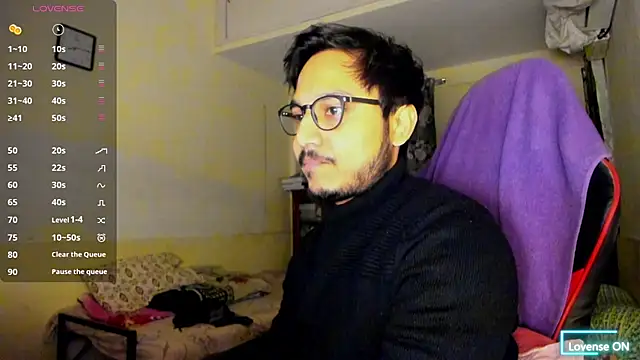 Snapshot of fuckkboy101 chatting on 01/04/25, 02:35 fuckkboy101 online show from 01/04/25, 02:35