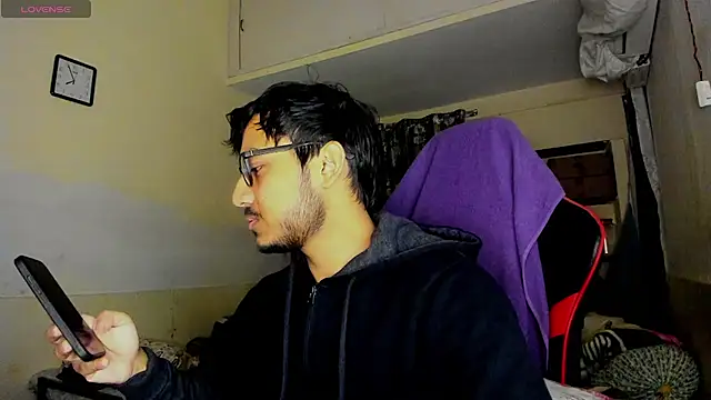 Snapshot of fuckkboy101 chatting on 01/11/25, 02:15 fuckkboy101 online show from 01/11/25, 02:15