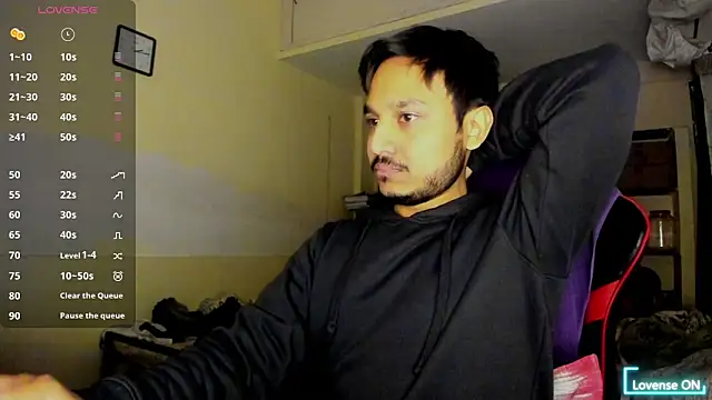 Snapshot of fuckkboy101 chatting on 01/31/25, 08:33 fuckkboy101 online show from 01/31/25, 08:33