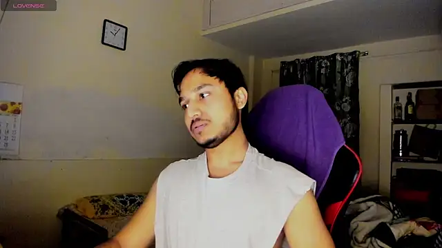 Snapshot of fuckkboy101 chatting on 02/26/25, 04:24 fuckkboy101 online show from 02/26/25, 04:24