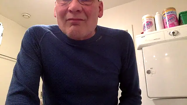 Parleg2 online show from 11/21/25, 07:12