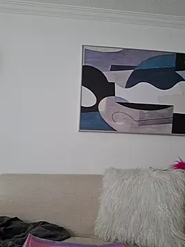 karina warthon online show from 04/07/26, 05:35