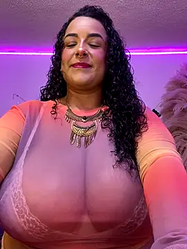 Snapshot of ariadna_cooper chatting on 10/09/25, 03:48 ariadna cooper online show from 10/09/25, 03:48