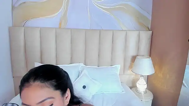 AbieHills online show from 02/08/25, 12:06