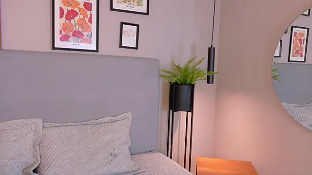 AbieHills online show from 02/21/26, 11:44