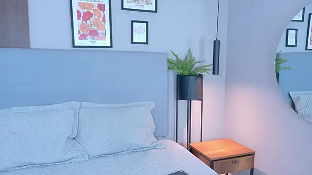 AbieHills online show from 07/11/26, 11:35