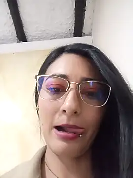 BELLA--26 online show from 01/17/25, 05:41