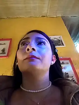BELLA--26 online show from 01/18/25, 11:33