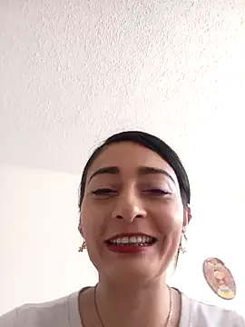 BELLA--26 online show from 01/19/25, 02:38