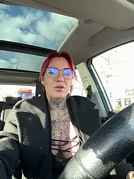 Snapshot of Mia-Fuchs chatting on 01/07/25, 11:48 Mia-Fuchs online show from 01/07/25, 11:48