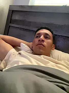 Snapshot of leisurelycriminal chatting on 09/30/25, 06:57 leisurelycriminal online show from 09/30/25, 06:57