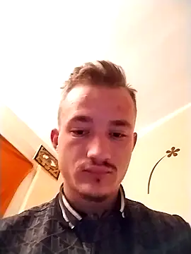 frankthefuck69 online show from 03/10/25, 04:49