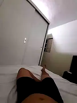 manterei2 online show from 01/02/25, 12:13