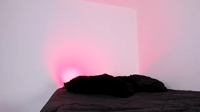 Laurensmith9 online show from 03/18/25, 12:25