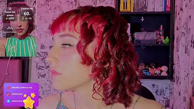 Snapshot of NickiYoung chatting on 04/12/26, 04:01 NickiYoung online show from 04/12/26, 04:01