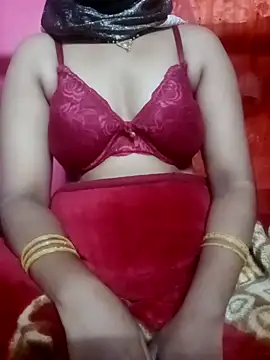 YourHotRandi online show from 10/09/25, 06:39