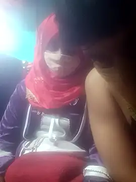 YourHotRandi online show from 01/10/26, 04:53