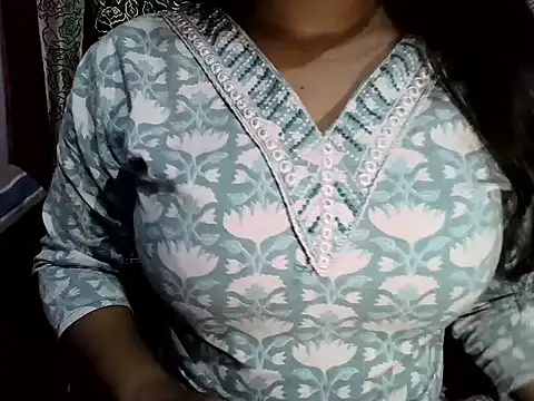 SIYA MAVI online show from 07/20/26, 04:27