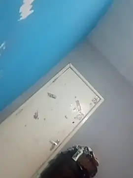 Snapshot of rodrig2107 chatting on 02/13/26, 04:08 rodrig2107 online show from 02/13/26, 04:08