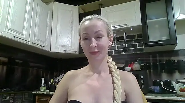 Snapshot of Mariana_har777 chatting on 02/07/25, 07:59 Mariana har777 online show from 02/07/25, 07:59