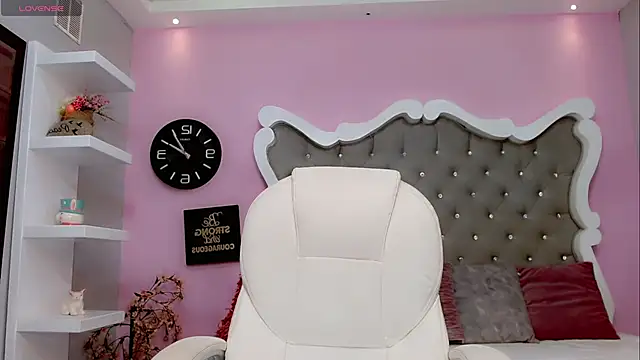 Diva Smith02 online show from 01/25/25, 11:34