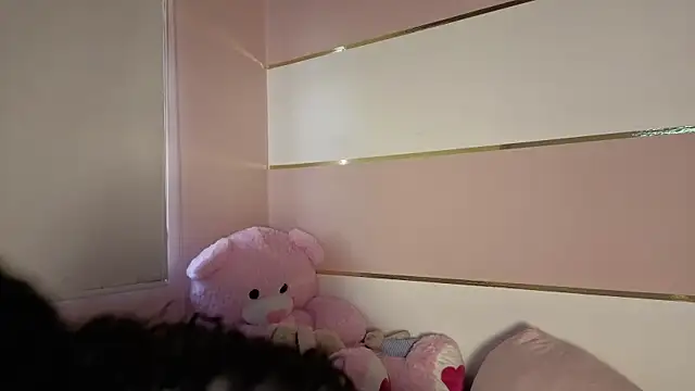 Charlotte  Miller online show from 11/04/25, 11:31