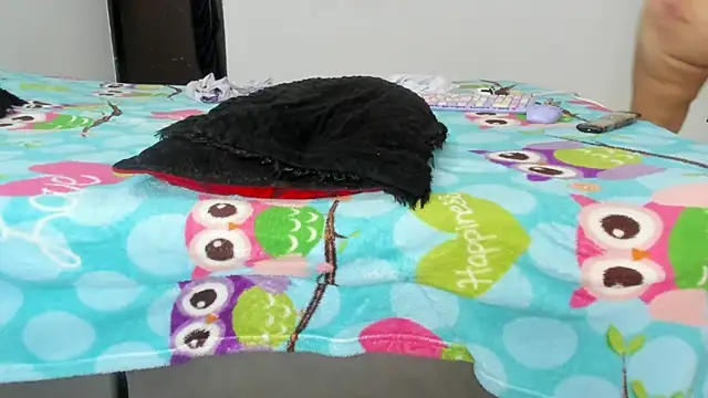 crazyangelita65 online show from 04/18/26, 08:42