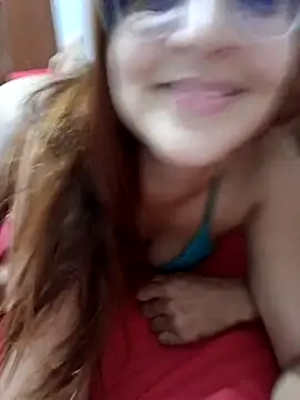 AliceRuivinha2 online show from 04/04/26, 12:42