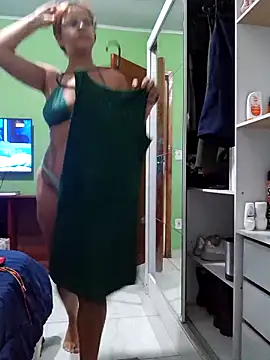 AliceRuivinha2 online show from 04/06/26, 03:02