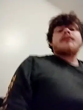 Snapshot of pssyslayer748 chatting on 03/21/25, 01:34 pssyslayer748 online show from 03/21/25, 01:34