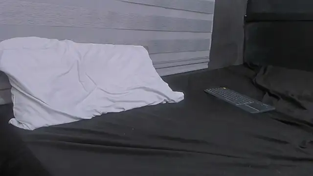 adam piarse01 online show from 03/14/25, 06:21