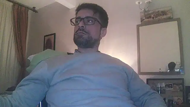 Patrickhound online show from 03/06/25, 01:48