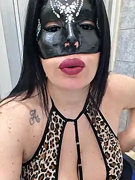 desyree89 online show from 12/19/25, 04:30