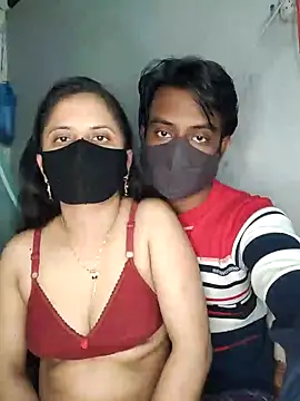 Snapshot of Hot_Nila chatting on 01/24/25, 05:42 Hot Nila online show from 01/24/25, 05:42