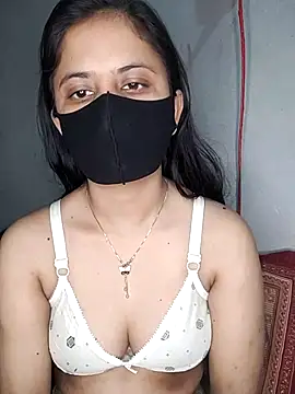 Snapshot of Hot_Nila chatting on 03/04/25, 02:27 Hot Nila online show from 03/04/25, 02:27