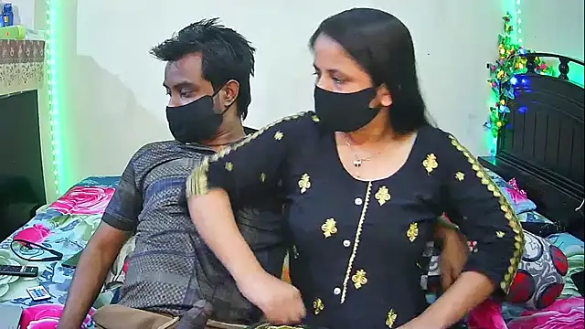 Hot Nila online show from 02/27/26, 04:40