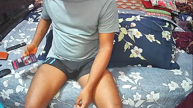 Hot Nila online show from 04/06/26, 03:15