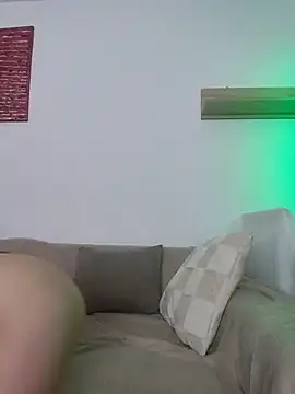 LeaHotxx online show from 10/26/25, 05:02