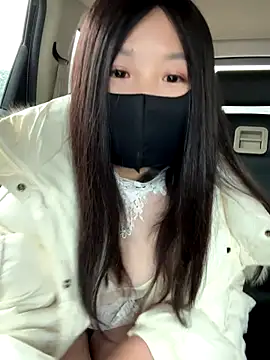 SSSniang- online show from 11/22/25, 02:10