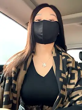 SSSniang- online show from 01/13/26, 01:22