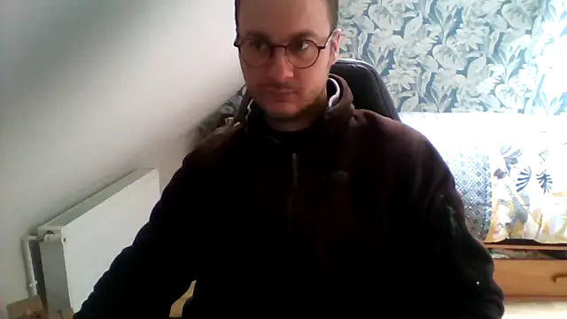 Snapshot of coquin5995 chatting on 03/11/25, 03:45 coquin5995 online show from 03/11/25, 03:45