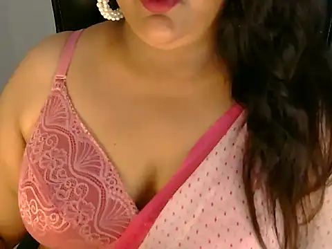 Snapshot of Jenny_lovee chatting on 06/27/26, 09:25 Jenny lovee online show from 06/27/26, 09:25