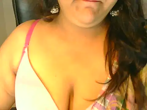Snapshot of Jenny_lovee chatting on 07/31/26, 11:31 Jenny lovee online show from 07/31/26, 11:31