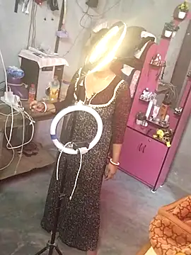 nikitacute23 online show from 02/17/25, 04:42